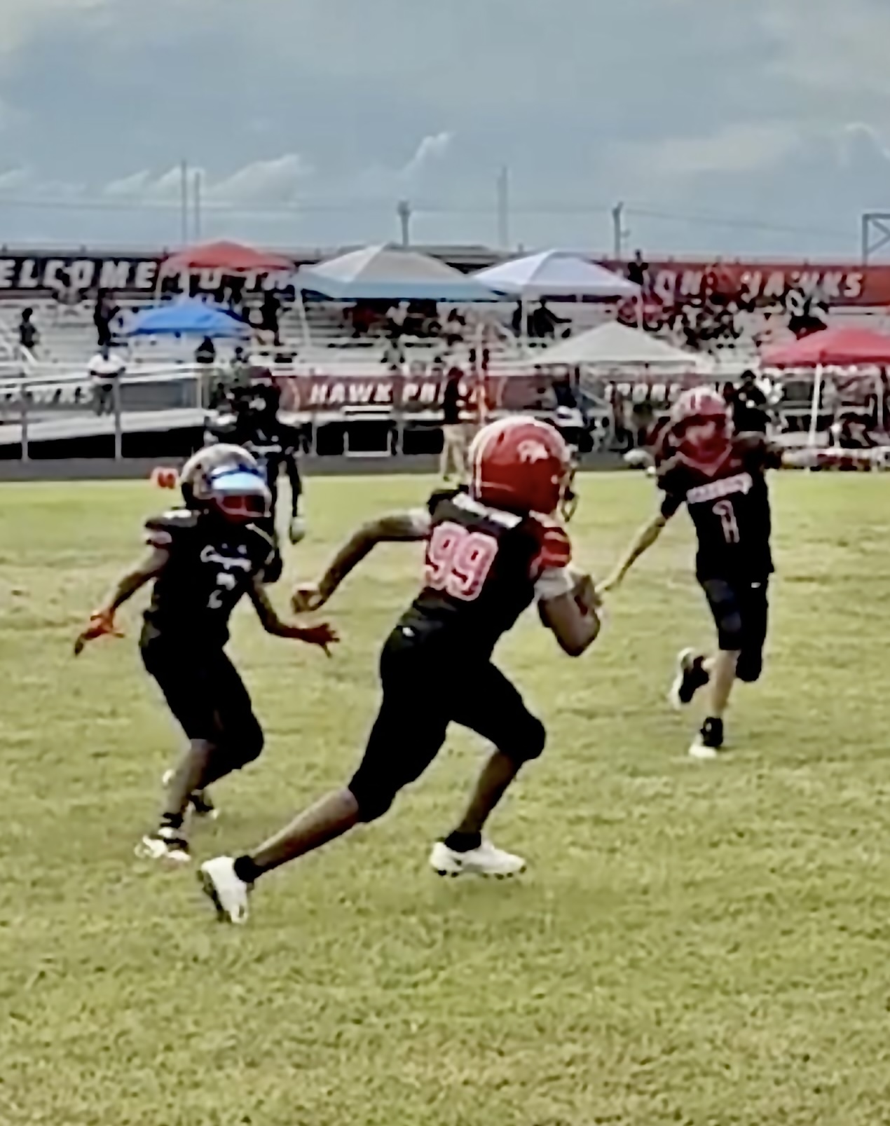 Logan Thompson running a route during a football game